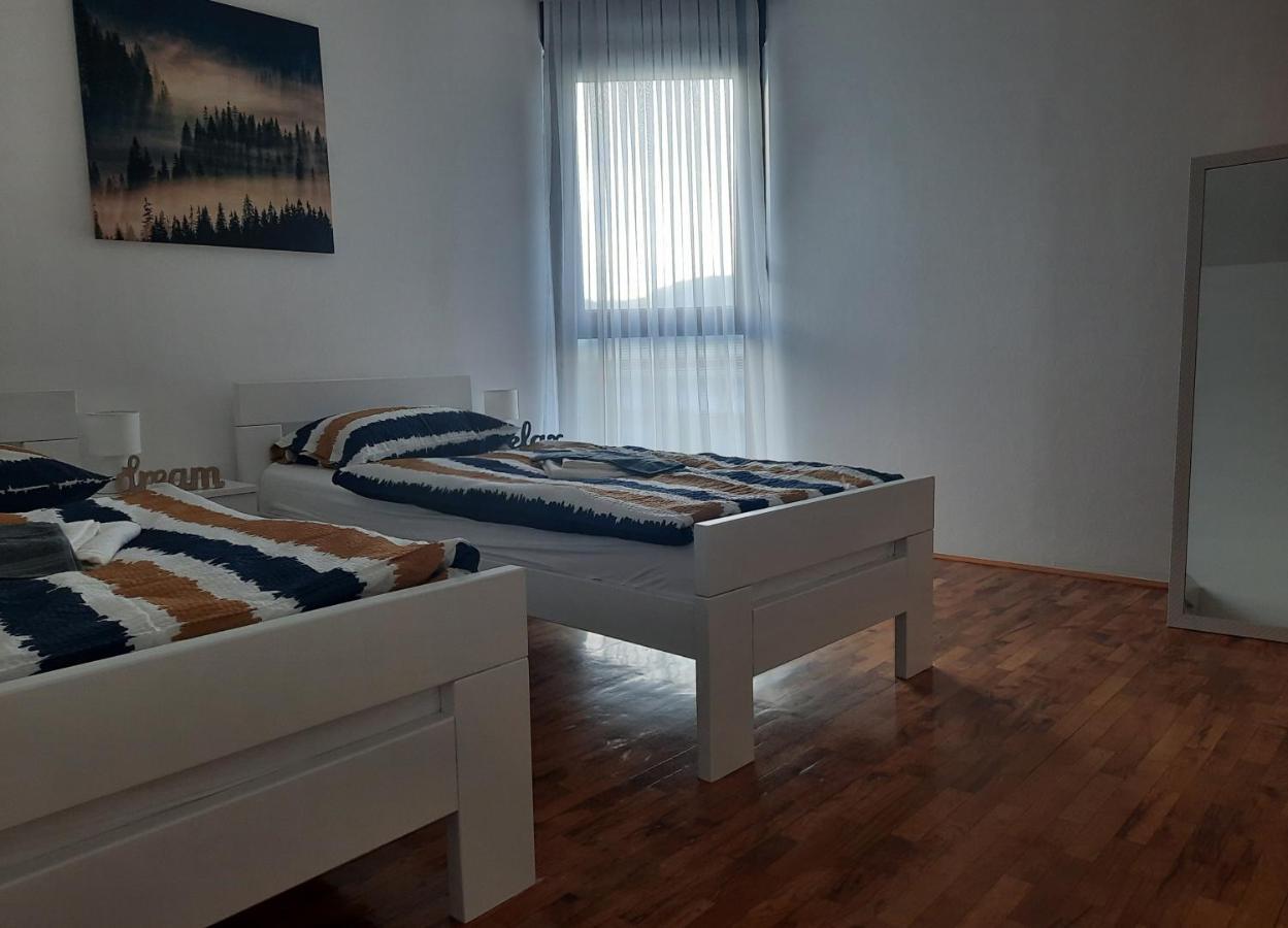 Apartman Peregrinus Korenica Eksteriør bilde